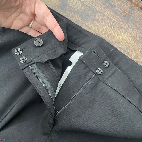 AKRIS PUNTO Switzerland Black Stretch Knit Pants Tapered Ponte Work - Picture 9 of 9